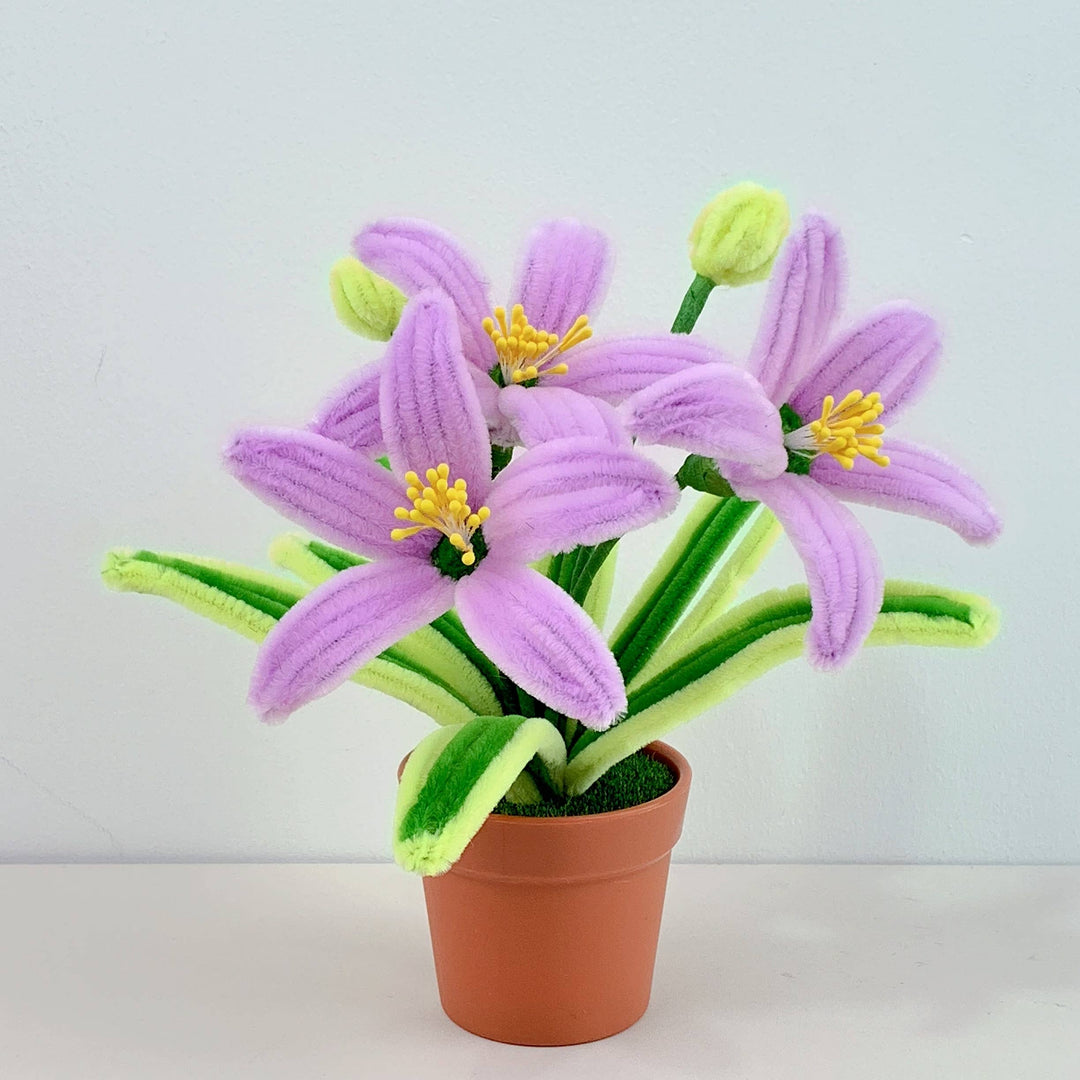 handmade lily flower Handmade Pipe Cleaner Lily Flowers Pot, handmade gifts: 1 – Hetki